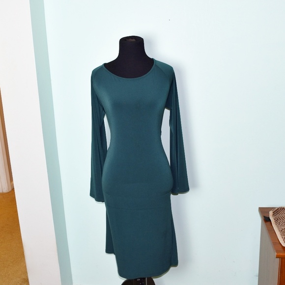 Moda International Dresses & Skirts - Moda International Emerald Green Dress